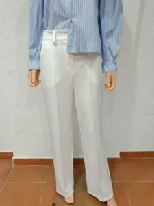 PANTALÓN SUELTO