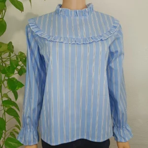 CAMISA CON FRUNCIDOS